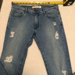 JW Signature Jeans